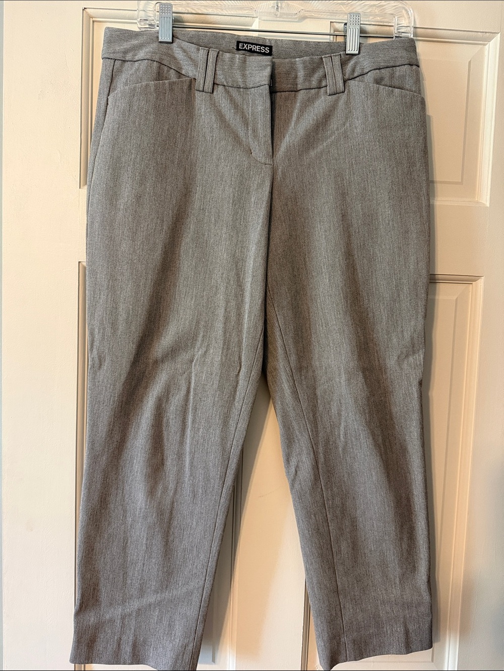Express Gray Tailored Cropped Dress Pants, editor